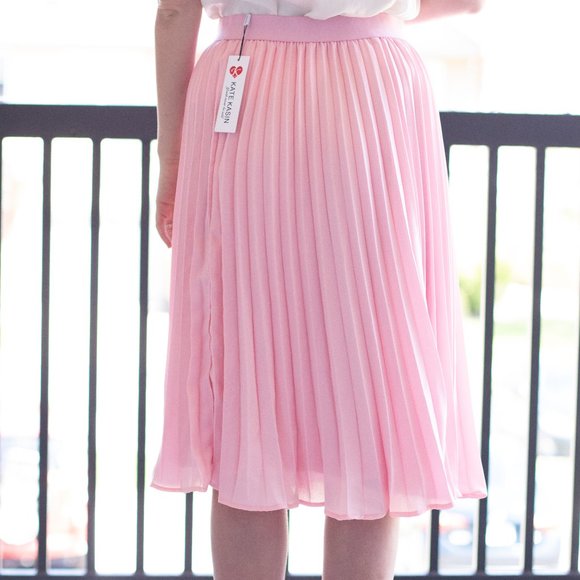 FLOWY AND SOFT High Waist Pleated Swing Skirt - Picture 1 of 5